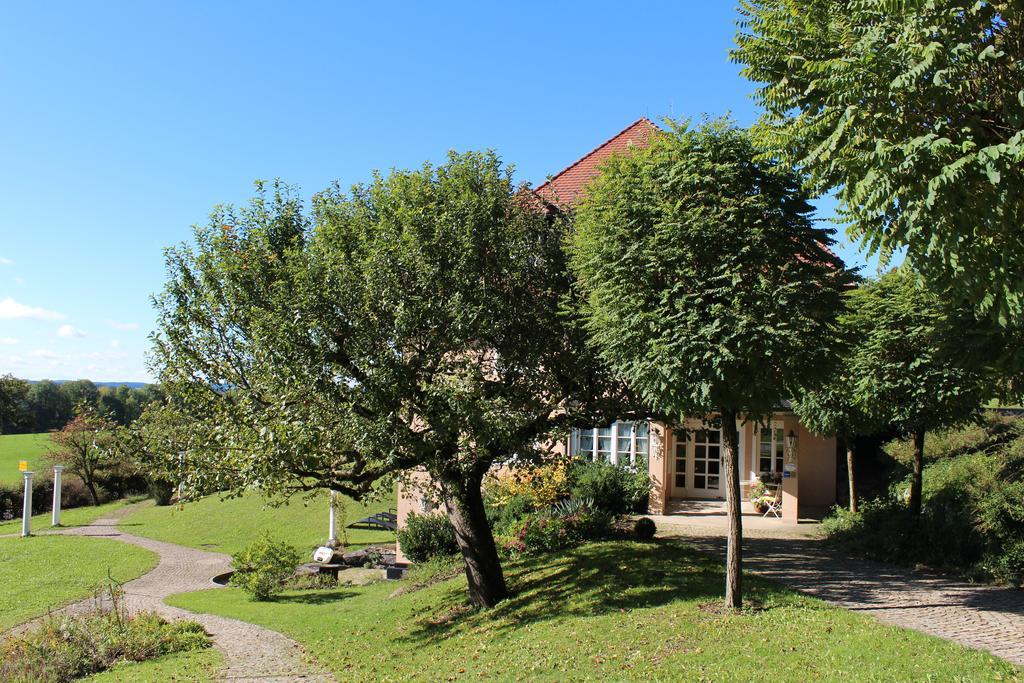 Gästehaus Schloss Kronburg Exterior foto